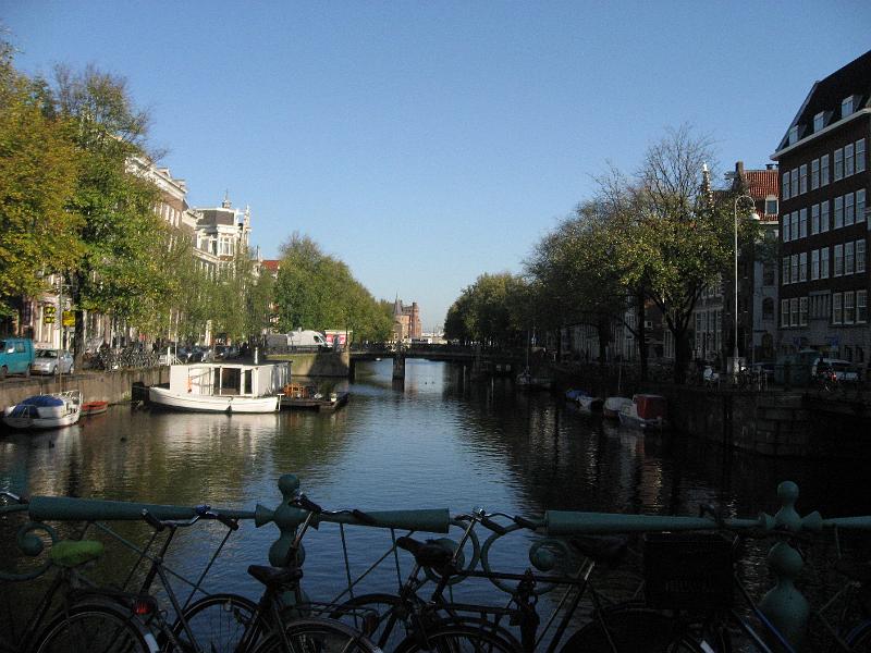 Views north from Nieuwmarkt.jpg